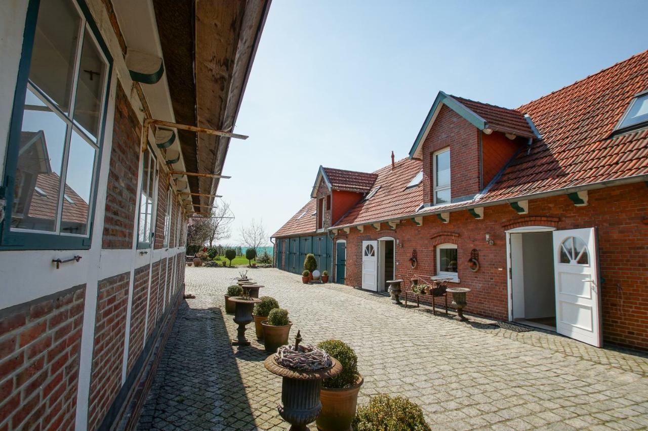 Ferienwohnungen Auf Dem Carlshof In Jork - Altes Land Exterior photo